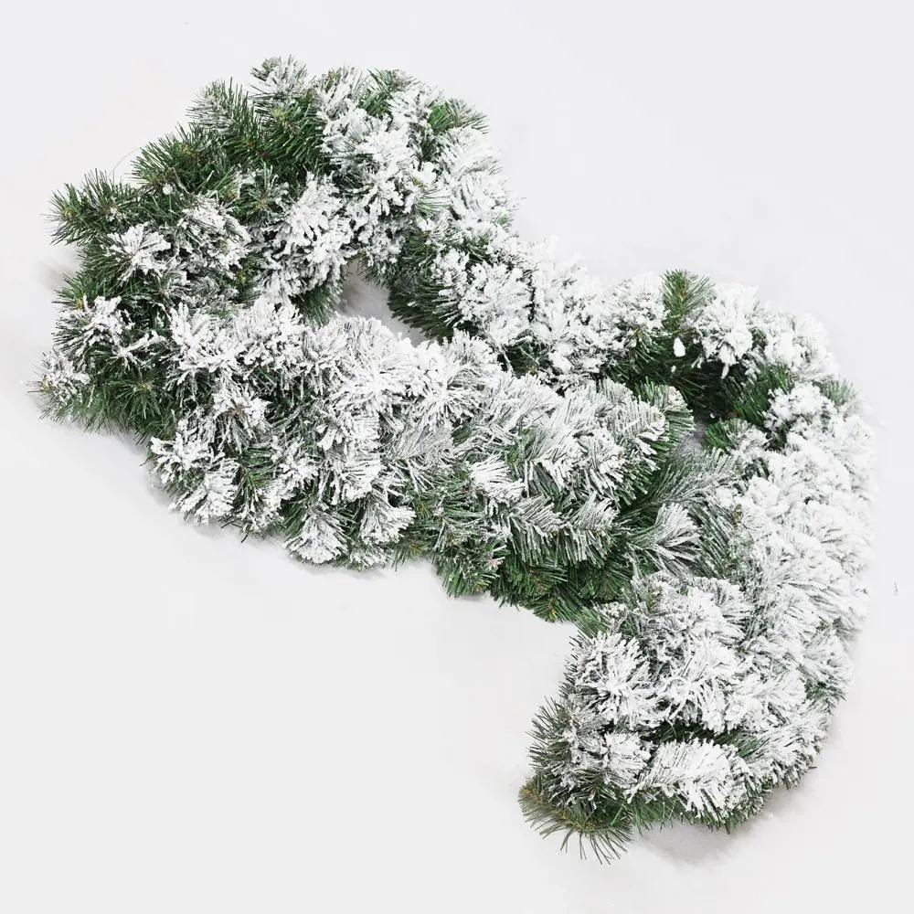 VO -GIRLANDA HRUBA 2m/30cm -OSNEZENA