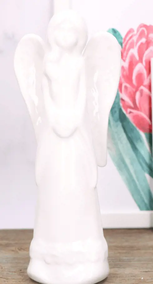 ANJEL STOJACI SO SRDCOM 33cm