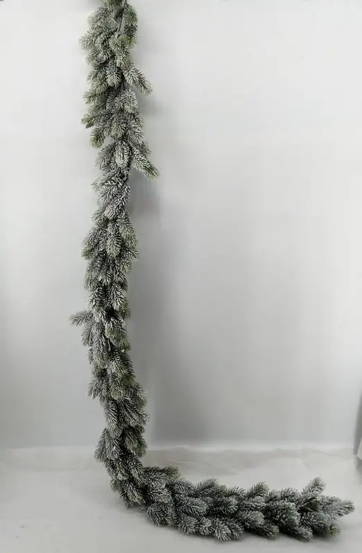 VO -GIRLANDA OSNEZENA 190cm