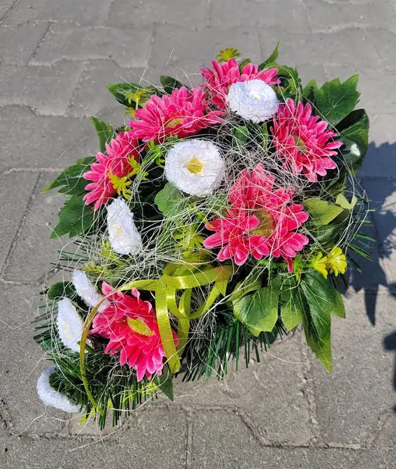 IKEBANA -4620 JARNA SLAMIENKY+GERBERA