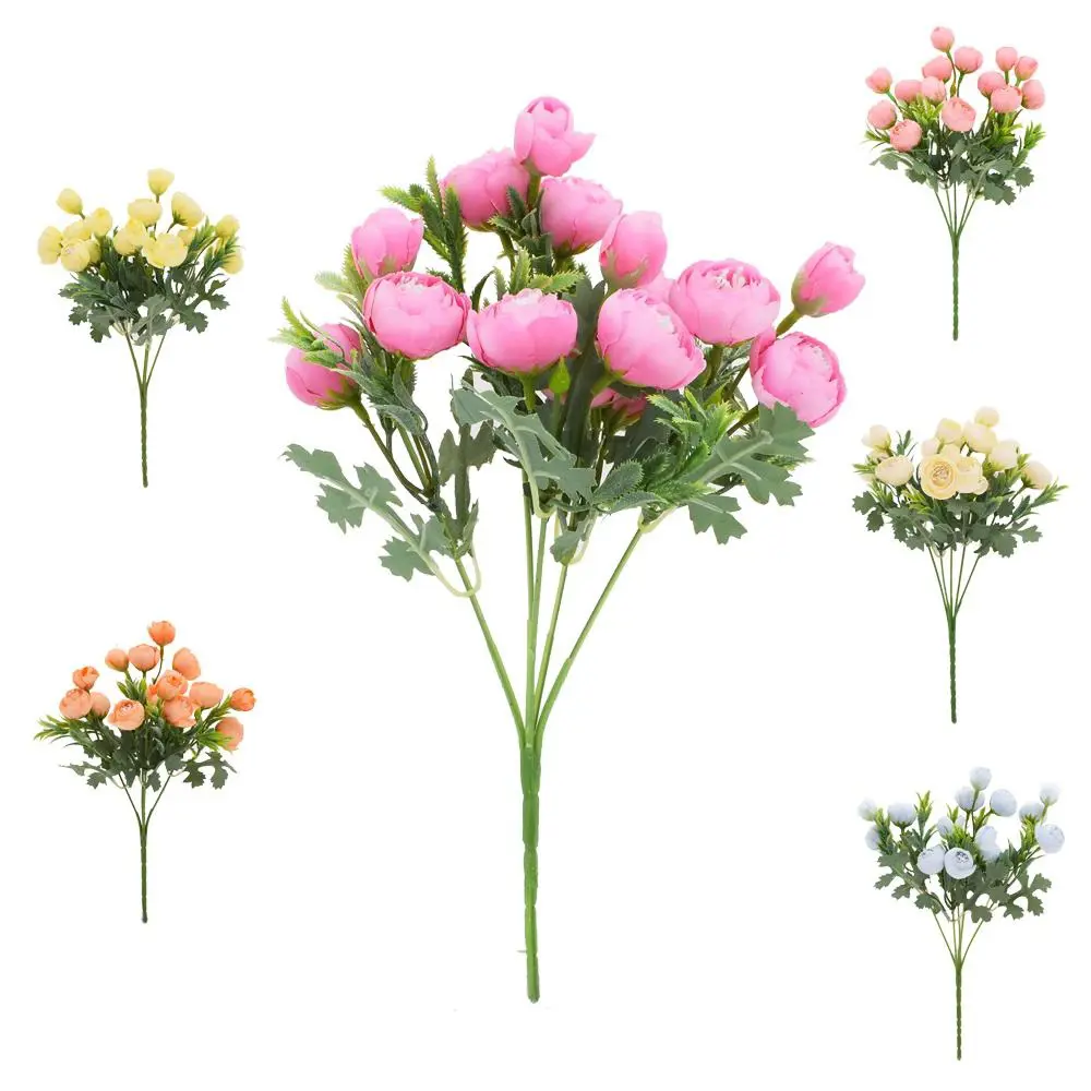 KV.UM.-KYTICA RANUNCULUS 25cm